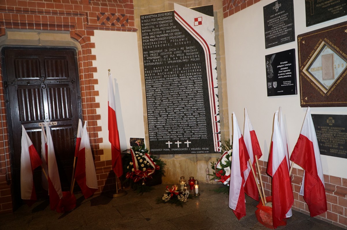 Legnica FM - Pamiętają o ofiarach katastrofy smoleńskiej