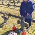 Grób Karola Babicza.  Cmentarz w Zgorzelcu. Irena Podbucka stanęła nad grobem ojca po 77 latach. 